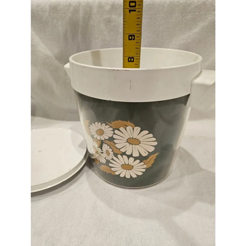 Vintage West Bend Thermo Serv Daisy Ice Bucket With Lid